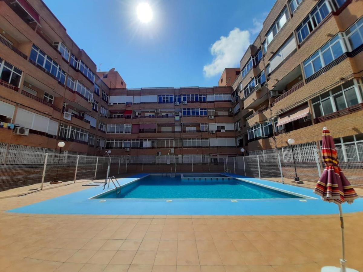 016 Happiness Apartment - Alicante Holiday Torrevieja Kültér fotó