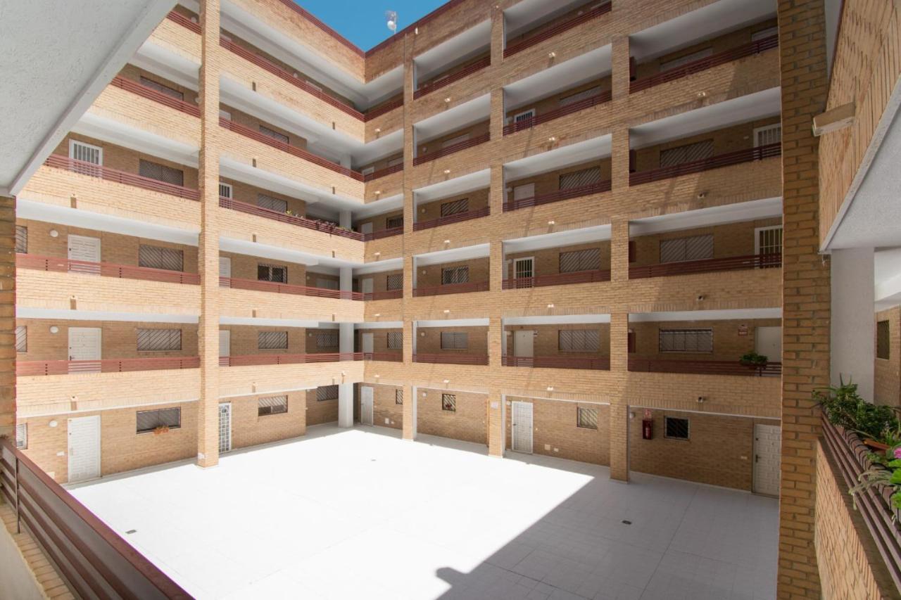 016 Happiness Apartment - Alicante Holiday Torrevieja Kültér fotó
